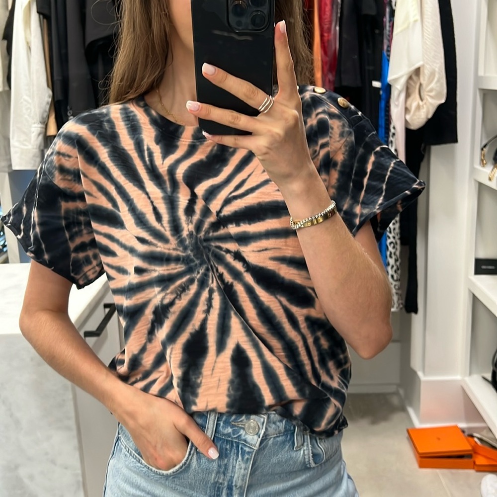 Tie die Nation tee